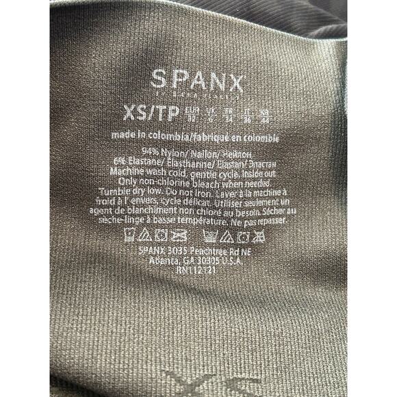 Spanx Womens Size XS Slimming Look At Me Now Green Camo Leggings NWT - Picture 4 of 8